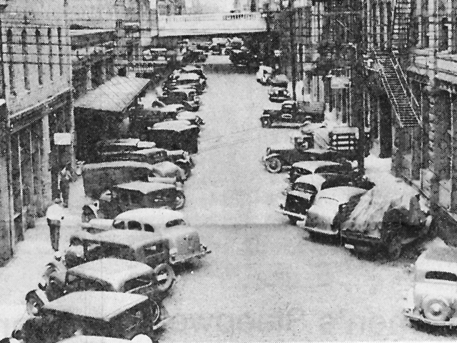 Photo of 20's era cars parked along Morris Avenue.